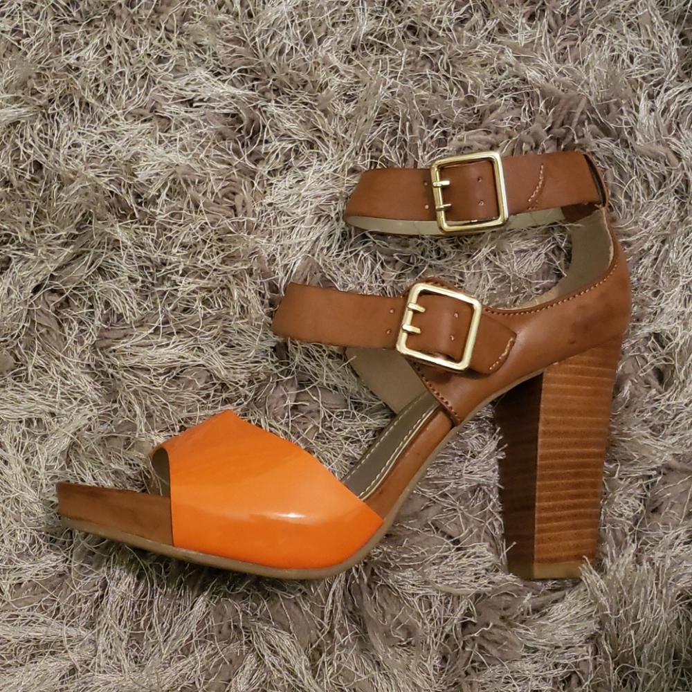 Kenneth Cole reaction block heels